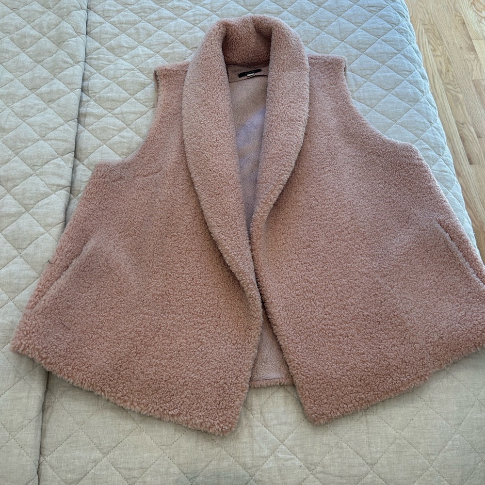 Norla Sherpa/Leather Vest Sz S/M